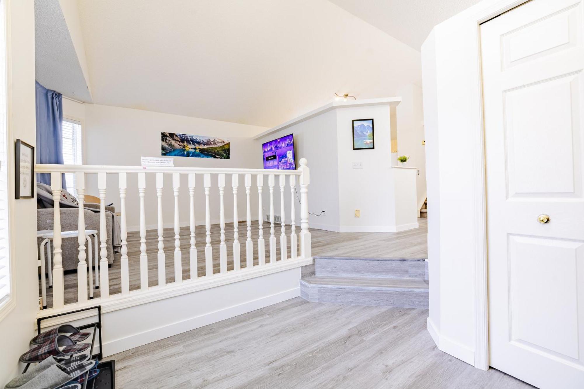 Main Floor Suite, 3 Bdr, 4Bd Spacious And Cozy Κάλγκαρι Εξωτερικό φωτογραφία
